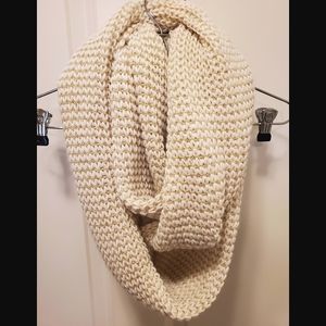 Merona Infinity Scarf O/S Off White and Gold Thread Accents